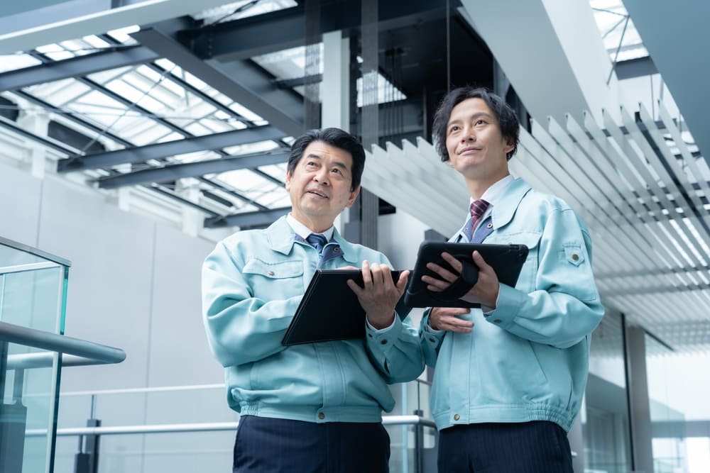 ビルメンテナンスとは？仕事内容・必要な資格・年収などを業界事情まとめ