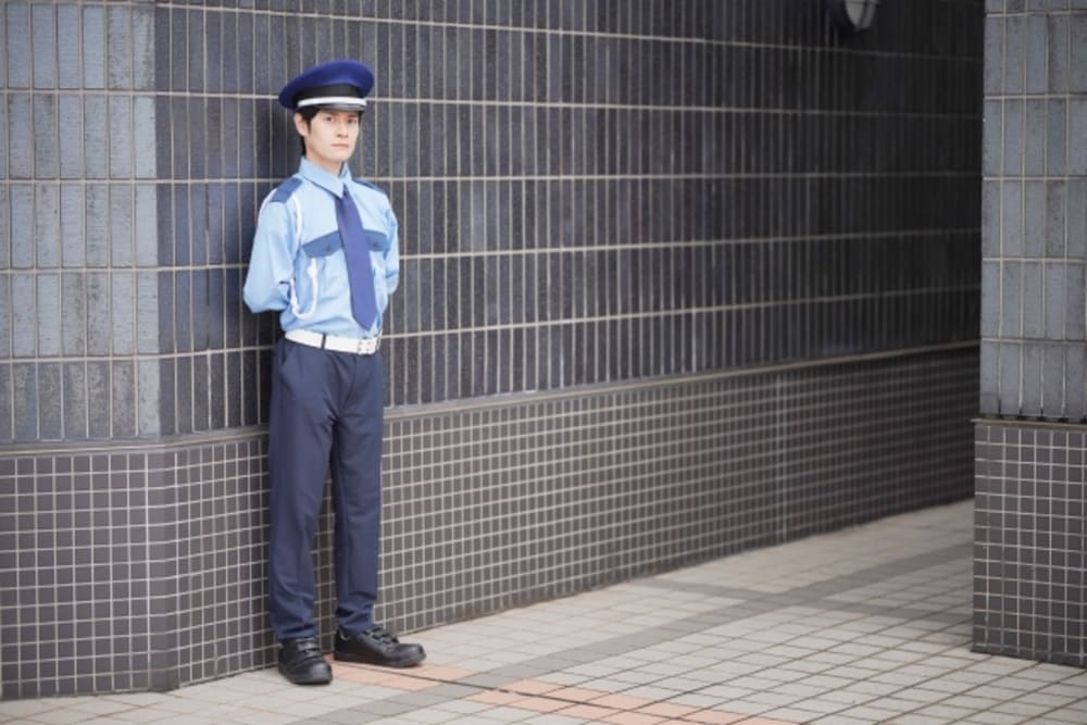 施設警備は楽すぎるってほんと？実態・やりがい・仕事選びのコツを解説